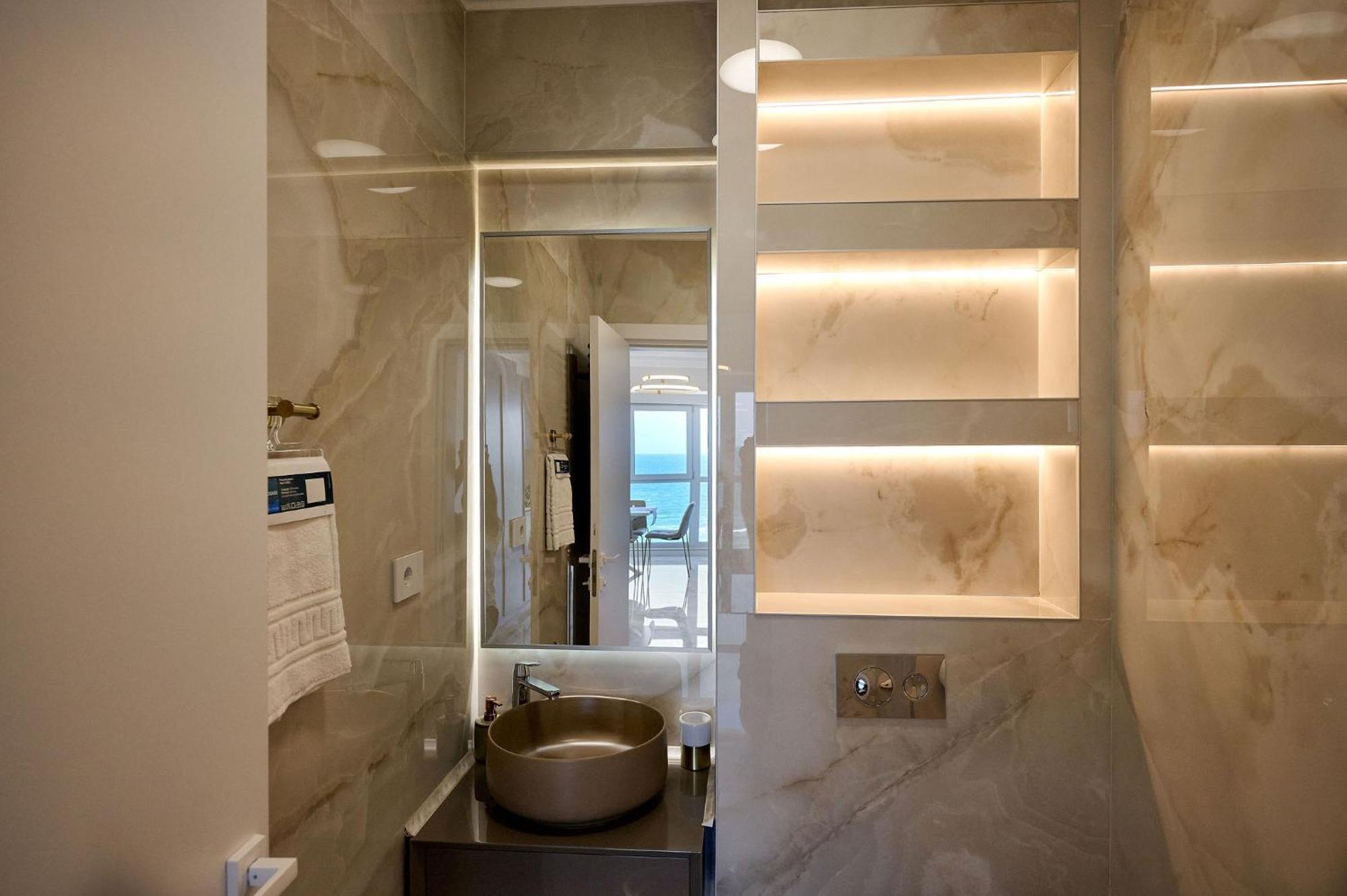 Beach Bliss Apartment In Infinity Beach Resort Parking Mamaia Exterior foto