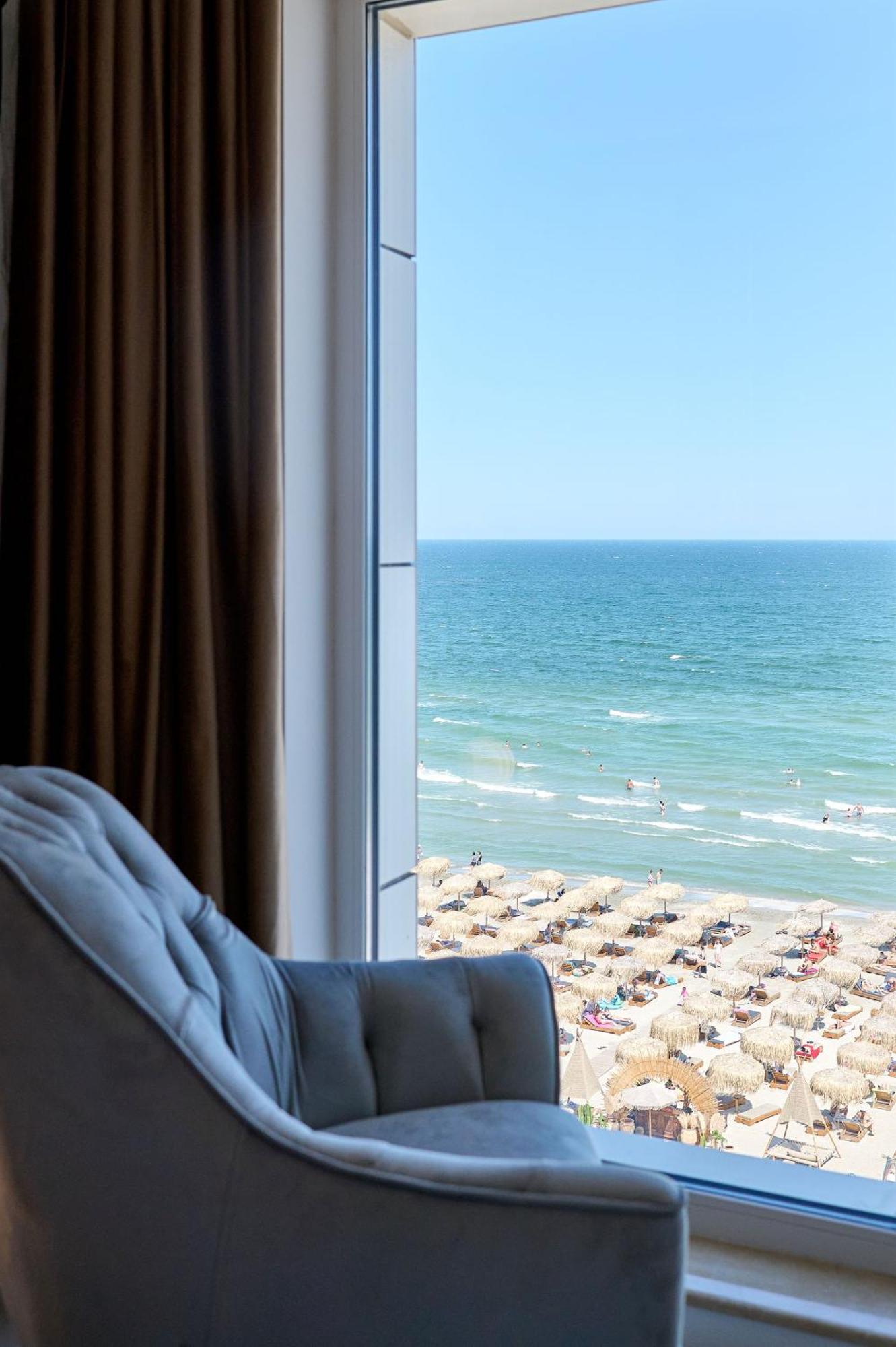 Beach Bliss Apartment In Infinity Beach Resort Parking Mamaia Exterior foto